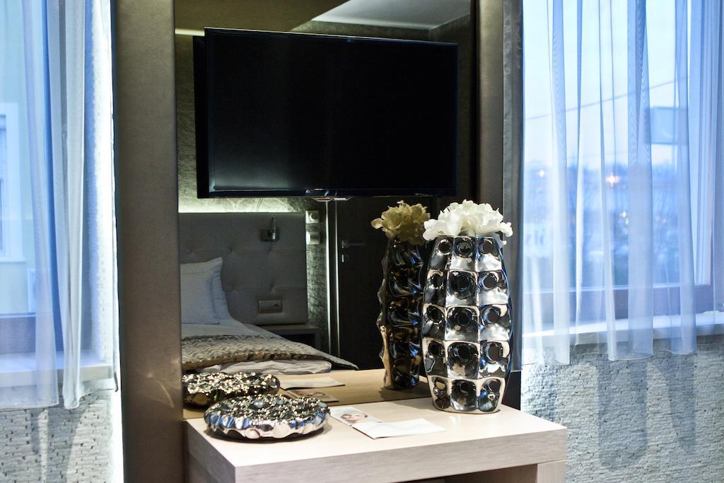 Mirage Hotel ชาร์วาร์ ภายนอก รูปภาพ